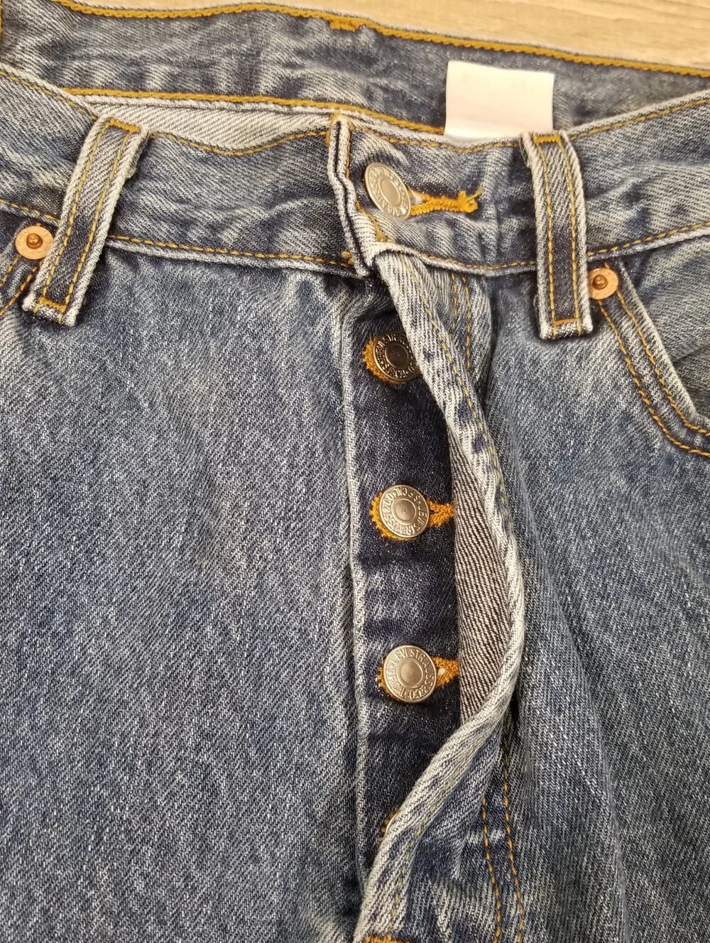 Vintage Y2K Levis 501 Jeans Mens 34x34 Button Fly Straight Leg Blue Denim